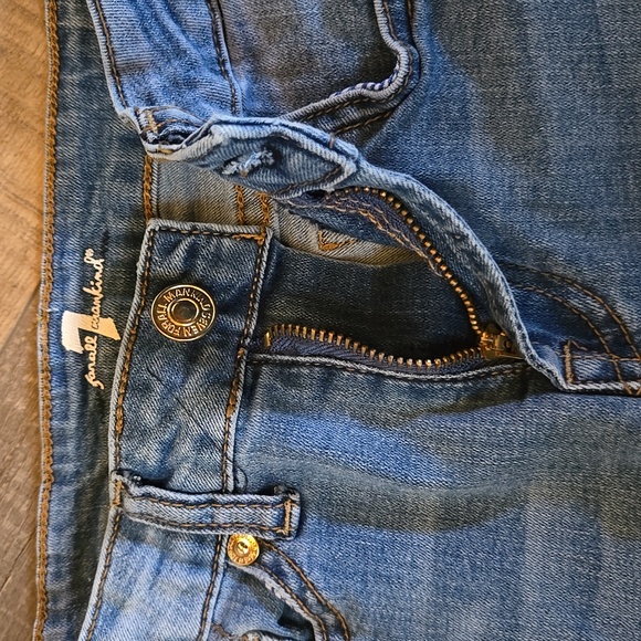 Jean shorts - Picture 2 of 3